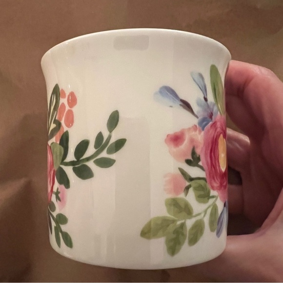 Stechcol Gracie Bone China by Coastal Imports White Cup Mug Pink Flower Garden - Picture 2 of 13